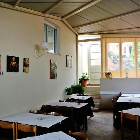 Tarcu Hotel Residence San Pieru מראה חיצוני תמונה