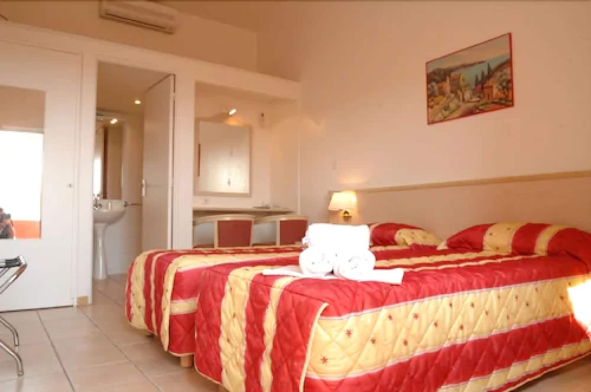 Tarcu Hotel Residence San Pieru מראה חיצוני תמונה