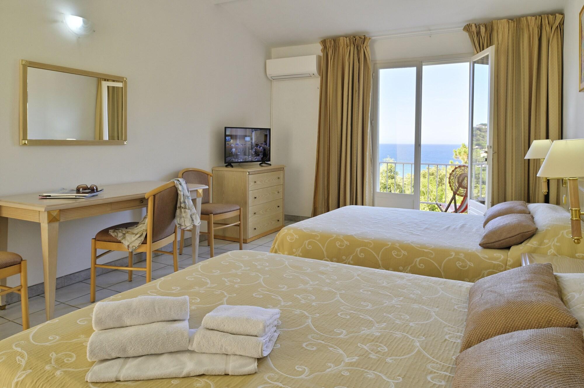 Tarcu Hotel Residence San Pieru מראה חיצוני תמונה