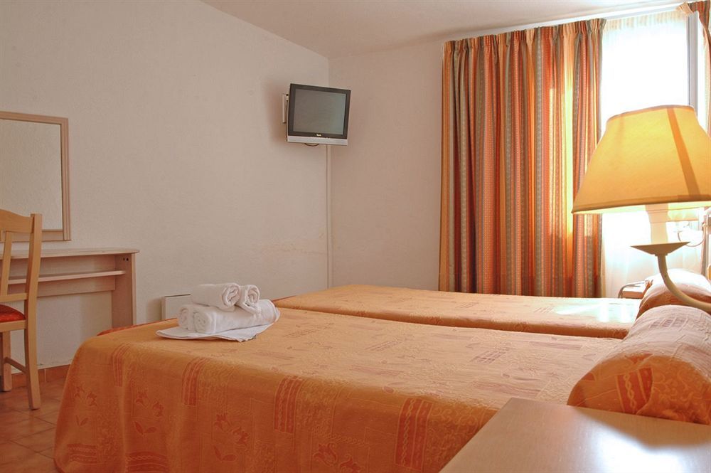 Tarcu Hotel Residence San Pieru מראה חיצוני תמונה
